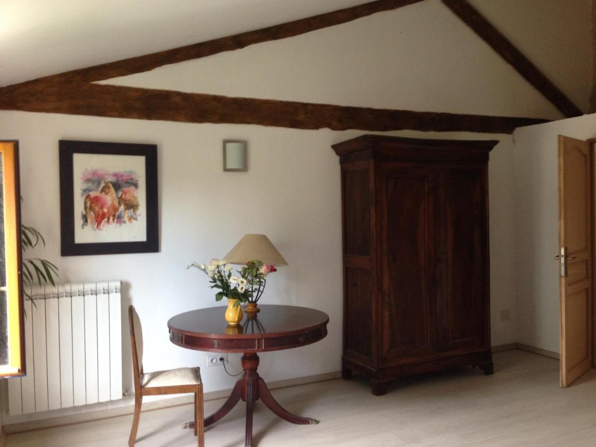 La Maison Ocre Saint-Julien-de-Briola 外观 照片