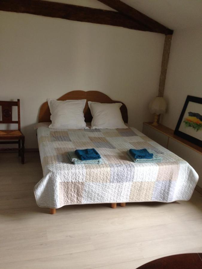 La Maison Ocre Saint-Julien-de-Briola 外观 照片